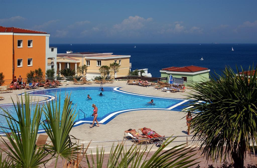 Skiper Apartments & Golf Resort Savudrija Exteriör bild