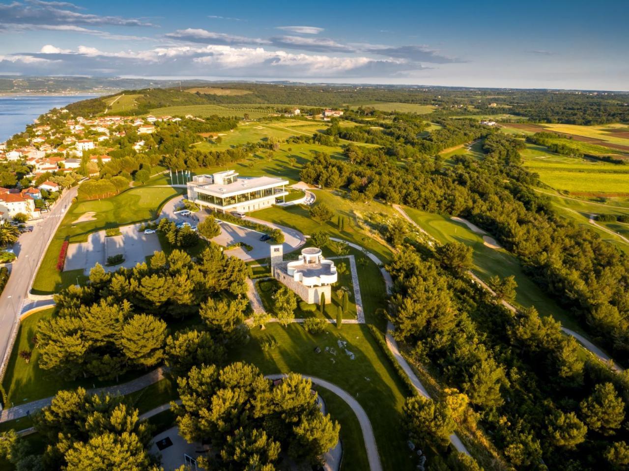 Skiper Apartments & Golf Resort Savudrija Exteriör bild